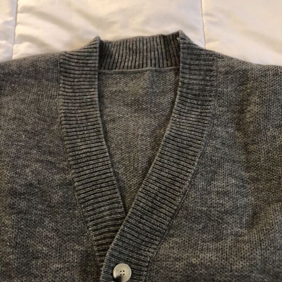 M.P. Studios SZ Large Oversized Gray Cardigan NWOT Pit to Pit  approx 29" NWOT - Picture 8 of 16